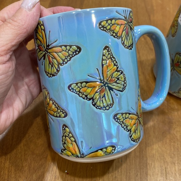 NWT.  Spectrum, set of 2, 16oz., ceramic mugs. - Picture 3 of 9